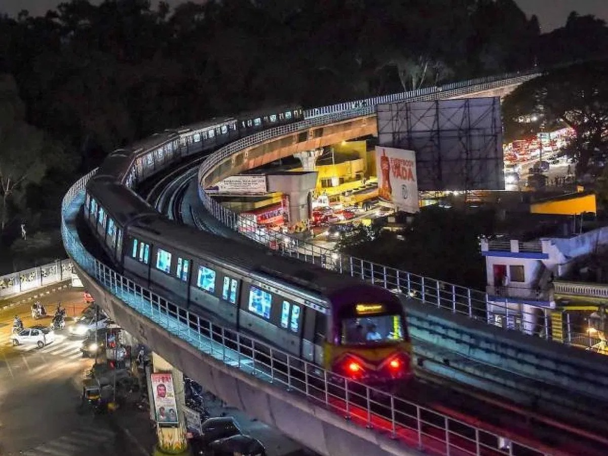 ಬೆಂಗಳೂರು || Yellow Metro ನಿರೀಕ್ಷೆಯಲ್ಲಿದ್ದ ಪ್ರಯಾಣಿಕರಿಗೆ ಕಹಿ ಸುದ್ದಿ