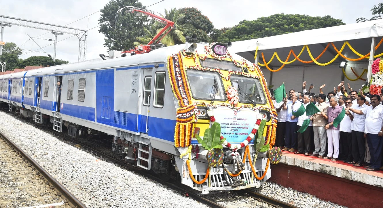 ತುಮಕೂರಿಗೆ ಬಂತು ಹೊಸ ಮೊಮೊ ರೈಲು-ಸೋಮಣ್ಣ ಗ್ರೀನ್ ಸಿಗ್ನಲ್