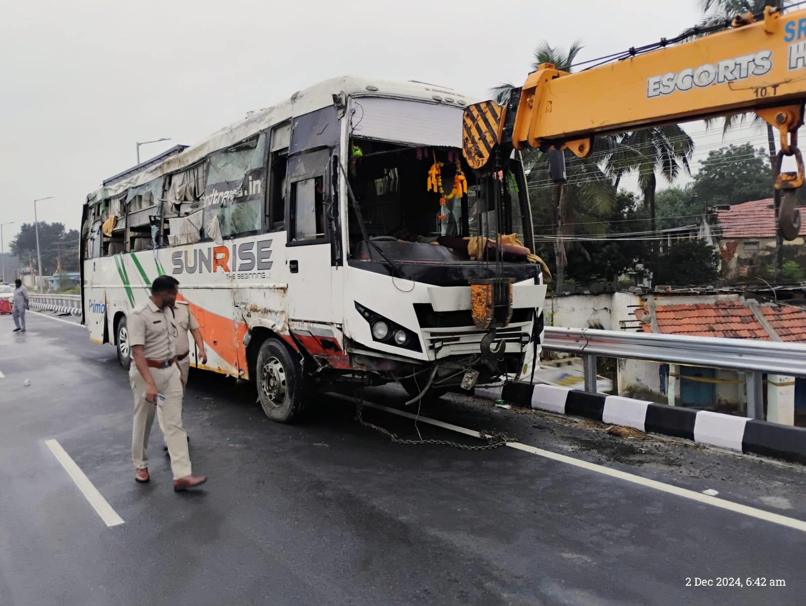 ಭೀಕರ ಅಪಘಾತ: ಮೂವರು ಮಹಿಳೆಯರ ಸಾವು