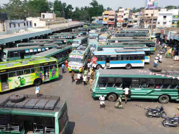 ಶಿವಮೊಗ್ಗ || ಕೆಎಸ್‌ಆರ್‌ಟಿಸಿ ದರ ಹೆಚ್ಚಳದ ಹಿನ್ನೆಲೆ || ಖಾಸಗಿ ಬಸ್ ಪ್ರಯಾಣ ದರ ಶೆ. 20 ರಷ್ಟು ಏರಿಕೆಗೆ ಆಗ್ರಹ