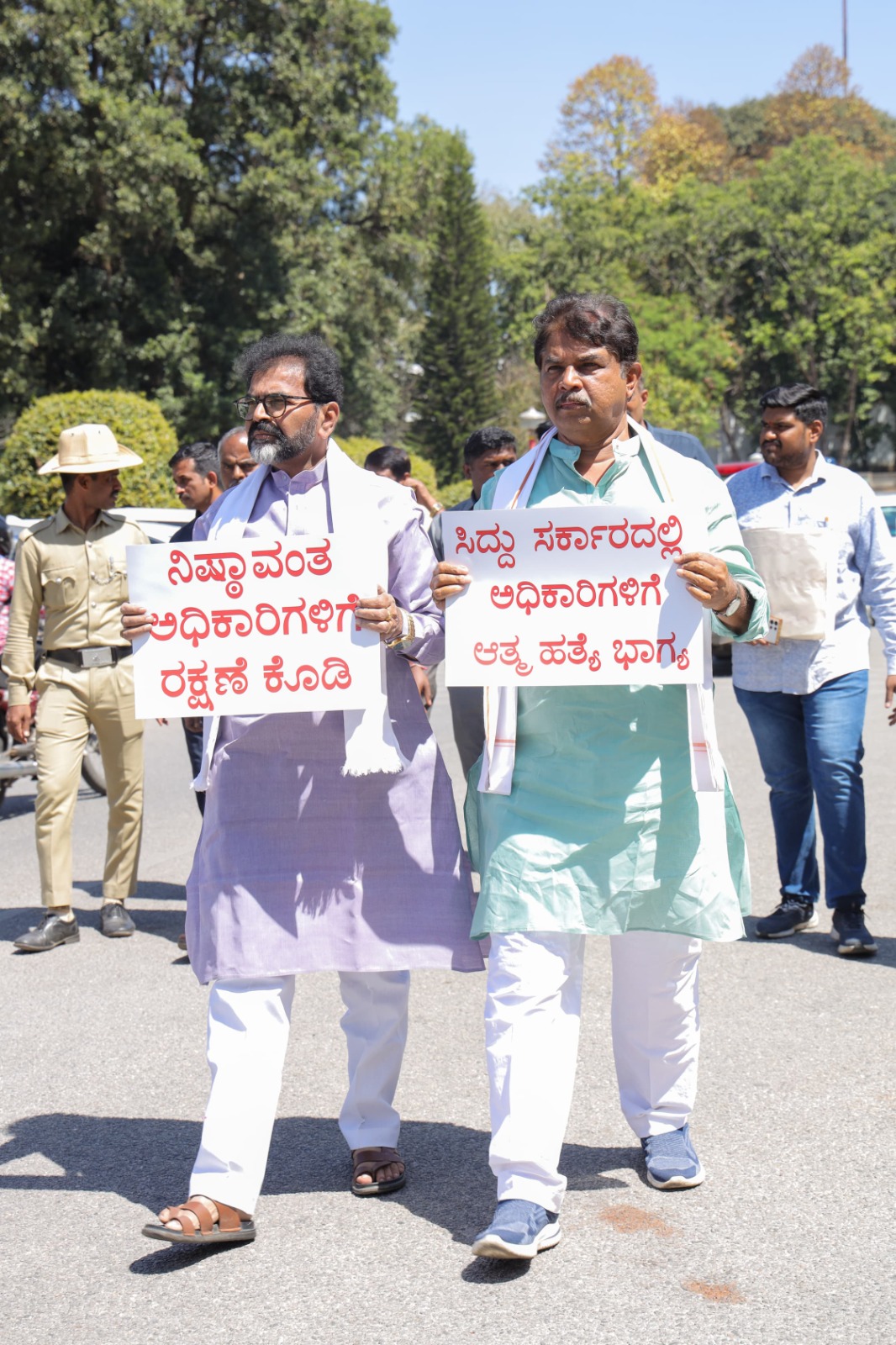 ಬೆಂಗಳೂರು || ಅಧಿಕಾರಿಗಳಿಗೆ ರಕ್ಷಣೆ ಇಲ್ಲ, ಪೊಲೀಸರ ಆತ್ಮಸ್ಥೈರ್ಯ ಕುಸಿದಿದೆ: ಪ್ರತಿಪಕ್ಷ ನಾಯಕ ಆರ್.ಅಶೋಕ ಆಕ್ರೋಶ