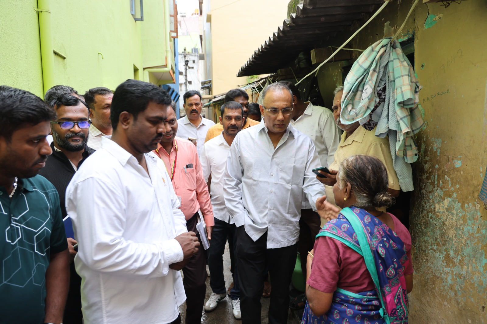 ಸಚಿವ Dinesh Gundu Rao ಇಂದು ಗಾಂಧಿನಗರ ಕ್ಷೇತ್ರದ ಮಳೆ ಹಾನಿ ಪ್ರದೇಶಗಳಿಗೆ ಭೇಟಿ ನೀಡಿ ಪರಿಶೀಲನೆ