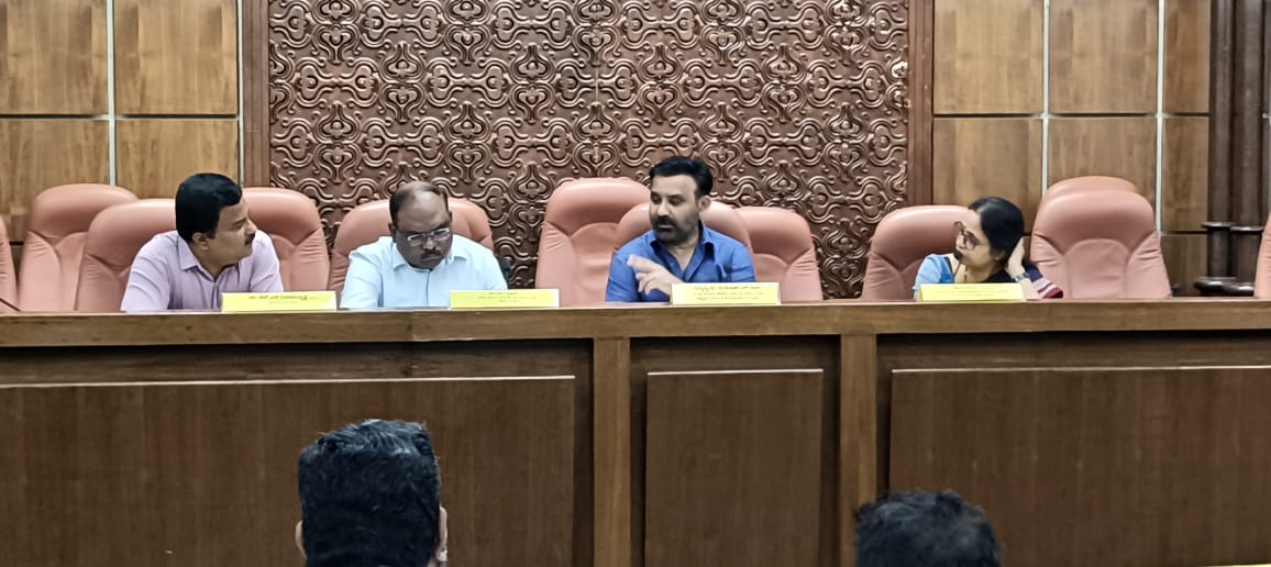 ಕಟ್ಟಡ ಕಾರ್ಮಿಕರ ಮಂಡಳಿಯ ಸಭೆಯಲ್ಲಿ ಭಾಗವಹಿಸಿದ ಸಚಿವ Santhosh Lad