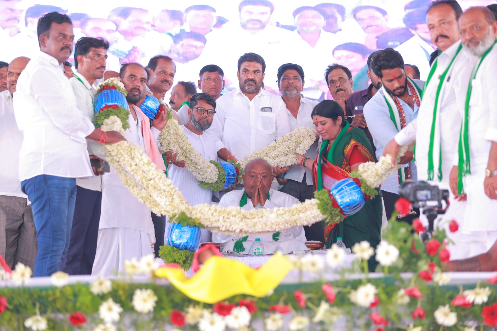 ರಾಯಚೂರು || ನನ್ನ ಜೀವ ಇರವವರೆಗೂ ರೈತರ ಪರವಾಗಿ ಹೋರಾಟ ಮಾಡುತ್ತೇನೆ ಎಂದ Deve Gowdaರು..!