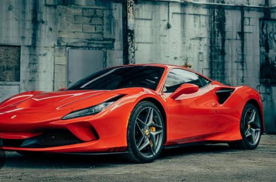ಕೋಟಿ ಕೋಟಿ ತೆರಿಗೆ ಬಾಕಿ ಇಟ್ಕೊಂಡು ಓಡಾಡ್ತಿದ್ದ luxury car ಕೊನೆಗೂ ಸಿಕ್ತು..!