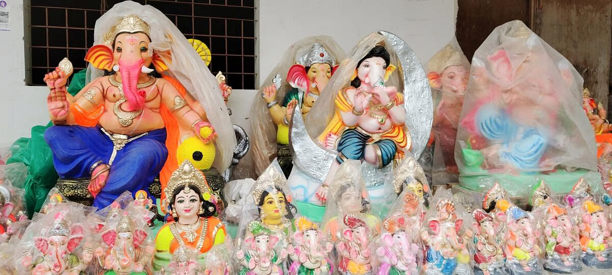 ಗಣೇಶ ಚತುರ್ಥಿಗೆ ಗಣೇಶ ಮೂರ್ತಿ ಇಡುವಾಗ ಹಾಗೂ ಮನೆ ತರುವಾಗ ಯಾವೆಲ್ಲ ಕ್ರಮಗಳನ್ನು ಅನುಸರಿಸಬೇಕು..?