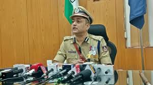 ಬೆಳಗಾವಿಯಲ್ಲಿ ಪರ್ಯಾಯ ಸಾರಿಗೆ ವ್ಯವಸ್ಥೆ ಮಾಡಿಸುತ್ತಿರುವ ಪೊಲೀಸ್ ಕಮೀಷನರ್