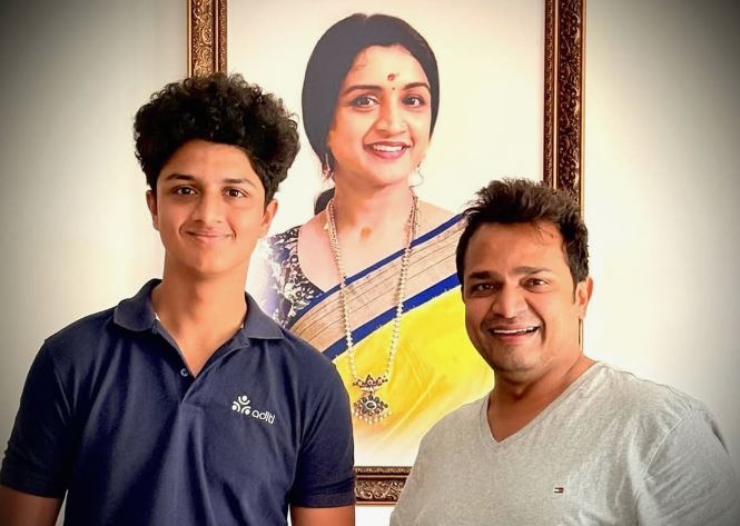 ಮಗನ ಹೈಟ್ ನೋಡುತ್ತಲೇ ನಟ ವಿಜಯ ರಾಘವೇಂದ್ರ ಅಭಿಮಾನಿಗಳ ತಲೆಗೆ ಹೀಗೆ ಹುಳ ಬಿಡೋದಾ? ಅಷ್ಟಕ್ಕೂ ಆಗಿದ್ದೇನು? | Vijay Raghavendra
