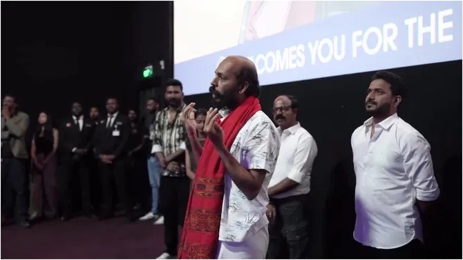 ‘ಸು ಫ್ರಮ್ ಸೋ’ ನಿರೀಕ್ಷೆಯನ್ನು ಮೀರಿ ಸಿನಿಮಾ ಗೆಲುವು ಕಂಡಿದೆ. ವಿದೇಶದಲ್ಲೂ ಸಿನಿಮಾ ಜನರು ಮೆಚ್ಚಿಕೊಂಡಿದ್ದಾರೆ. | Film