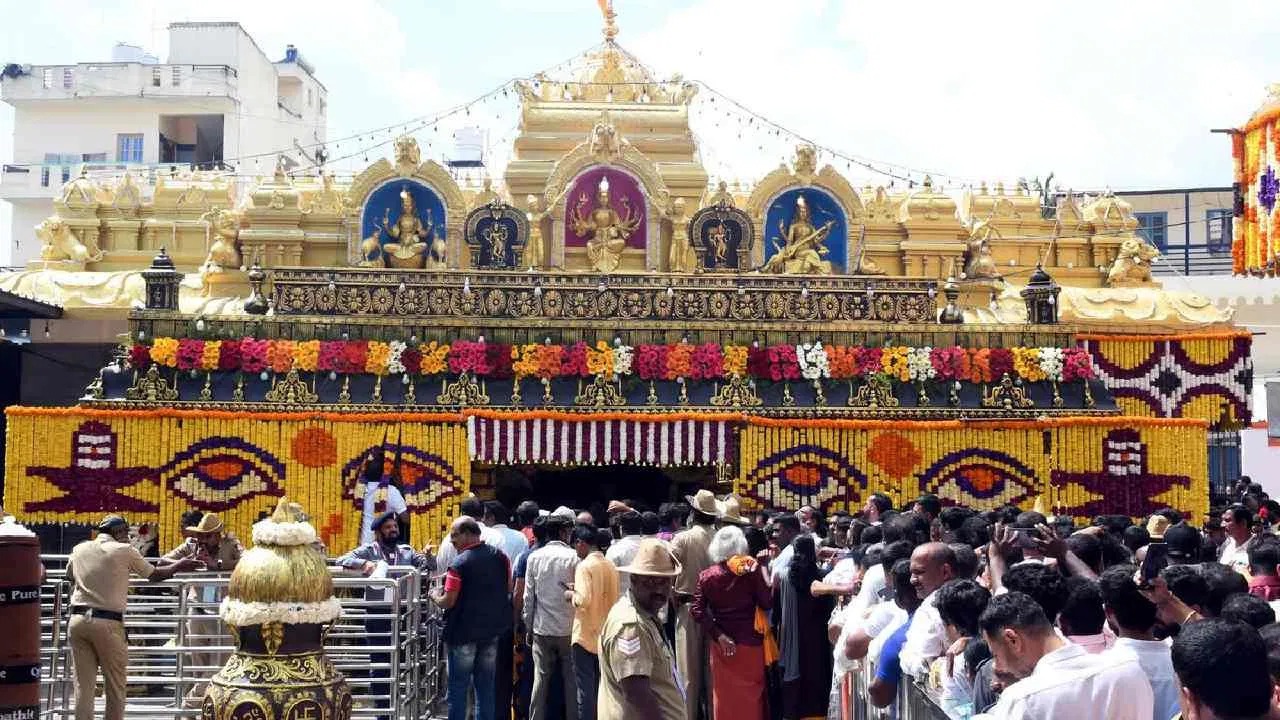 ಬೇಡಿದ ವರವ ನೀಡುವ ಮಹಾತಾಯಿ ಹಾಸನಾಂಬೆ ದರ್ಶನ ನಿಯಮ ಬದಲಾವಣೆ...?. | Hassanambe Darshan