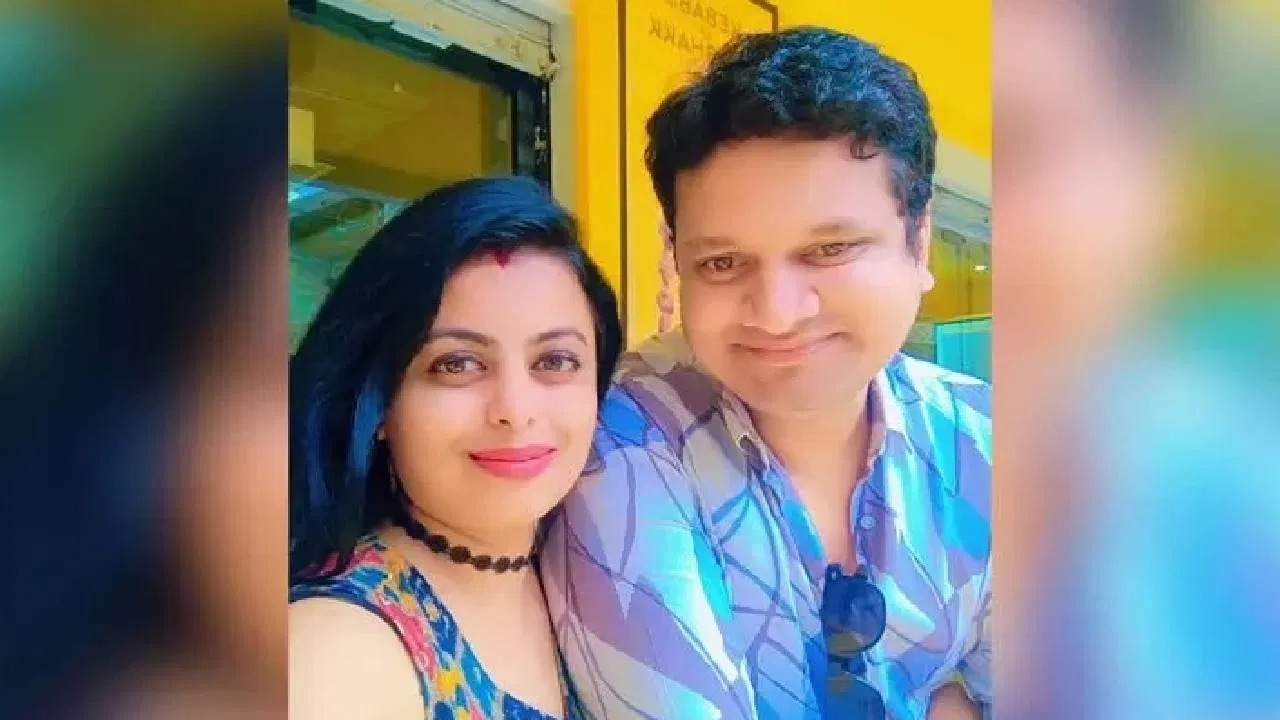  ಹೈದರಾಬಾದ್ || ತನ್ನ ಬಳಿ ಚಿಕಿತ್ಸೆಗೆಂದು ಬಂದಿದ್ದ ಹುಚ್ಚನನ್ನೇ ಪ್ರೀತಿಸಿ ಮದುವೆಯಾಗಿದ್ದ ಮನೋವೈದ್ಯೆ ಆತ್ಮಹ*ತ್ಯೆ..!