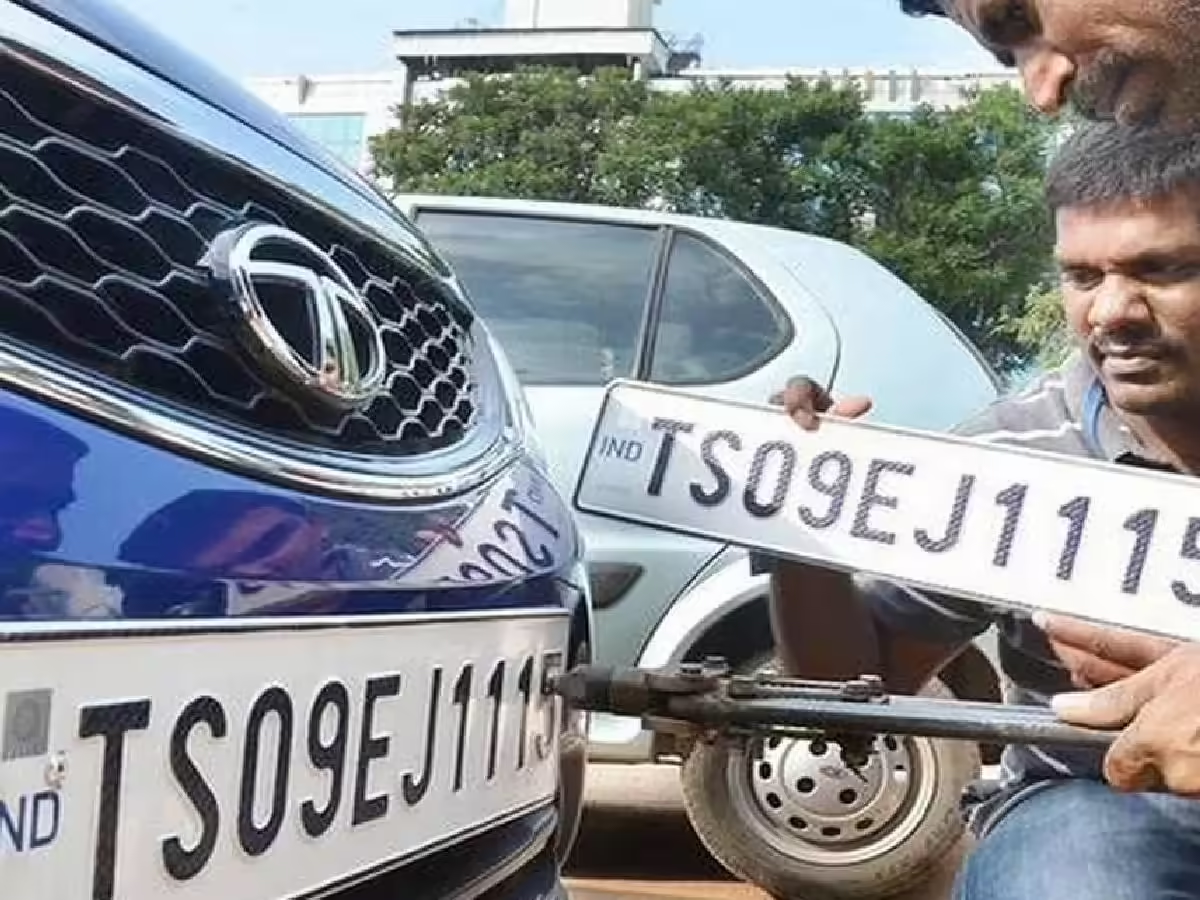 ನಂಬರ್ ಪ್ಲೇಟ್ನಲ್ಲಿ ‘ಸಂಘದ ಹೆಸರು-ಲಾಂಛನ’? ಎಚ್ಚರ! ಈಗಲೇ ತೆಗೆಸಿ ಇಲ್ಲದಿದ್ದರೆ ಭಾರಿ ದಂಡ.