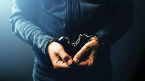 ಯುವತಿಗೆ ಕಿರುಕುಳ ನೀಡಿದ ಬಸ್ ಸಿಬ್ಬಂದಿ; ಕುಟುಂಬಸ್ಥರಿಂದ ಬಿತ್ತು ಗೂಸಾ!