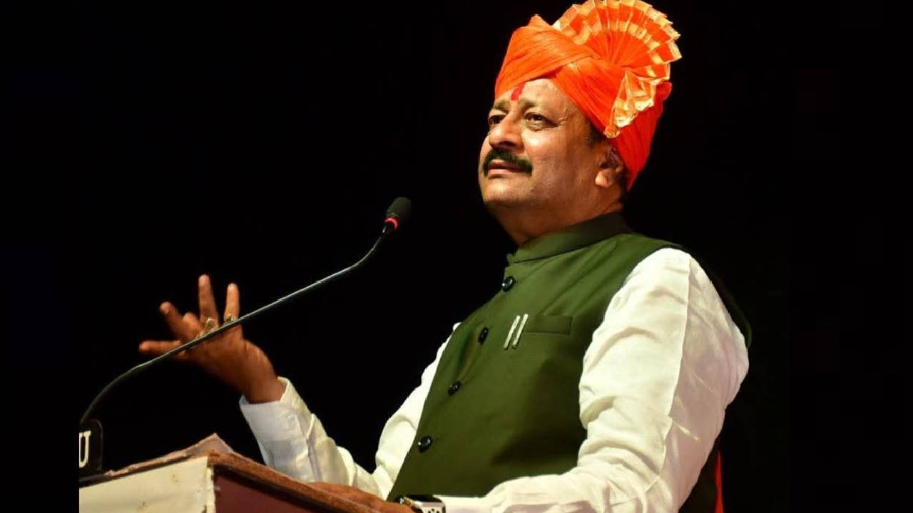 ಮೂರೇ ತಿಂಗಳಲ್ಲಿ ಸಿದ್ದರಾಮಯ್ಯನವರ ಸರ್ಕಾರ ಪತನವಾಗಲಿದೆ!" - ಶಾಸಕ ಯತ್ನಾಳ್ ಭವಿಷ್ಯವಾಣಿ.