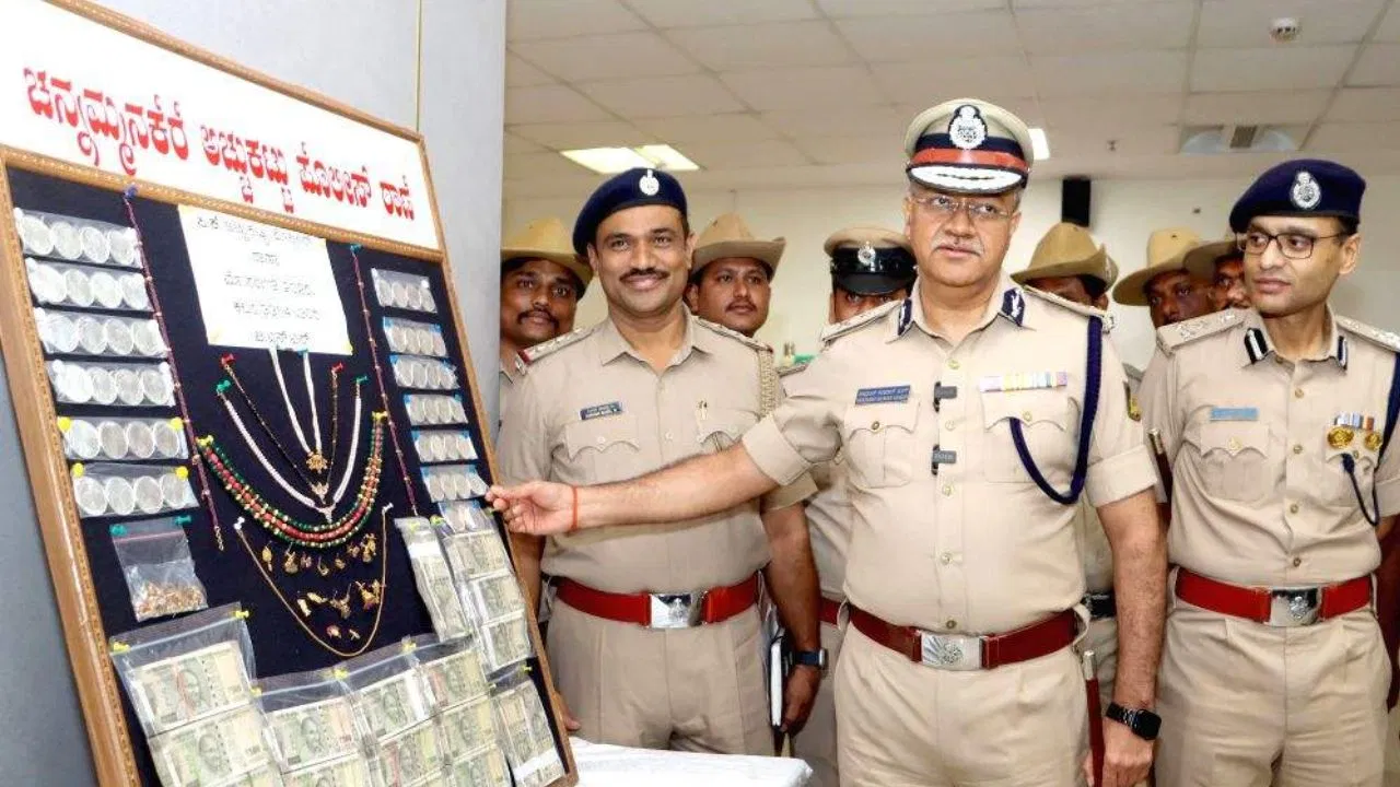 ಸುರಕ್ಷಿತ ನಗರ ನಿರ್ಮಾಣದಲ್ಲಿ ಯಶಸ್ವಿ ಹೆಜ್ಜೆ: ಬೆಂಗಳೂರು ಪೊಲೀಸ್ ಕಮಿಷನರ್ ಸೀಮಂತ್ ಕುಮಾರ್ ಸಿಂಗ್ ನೇತೃತ್ವಕ್ಕೆ ಶ್ಲಾಘನೆ