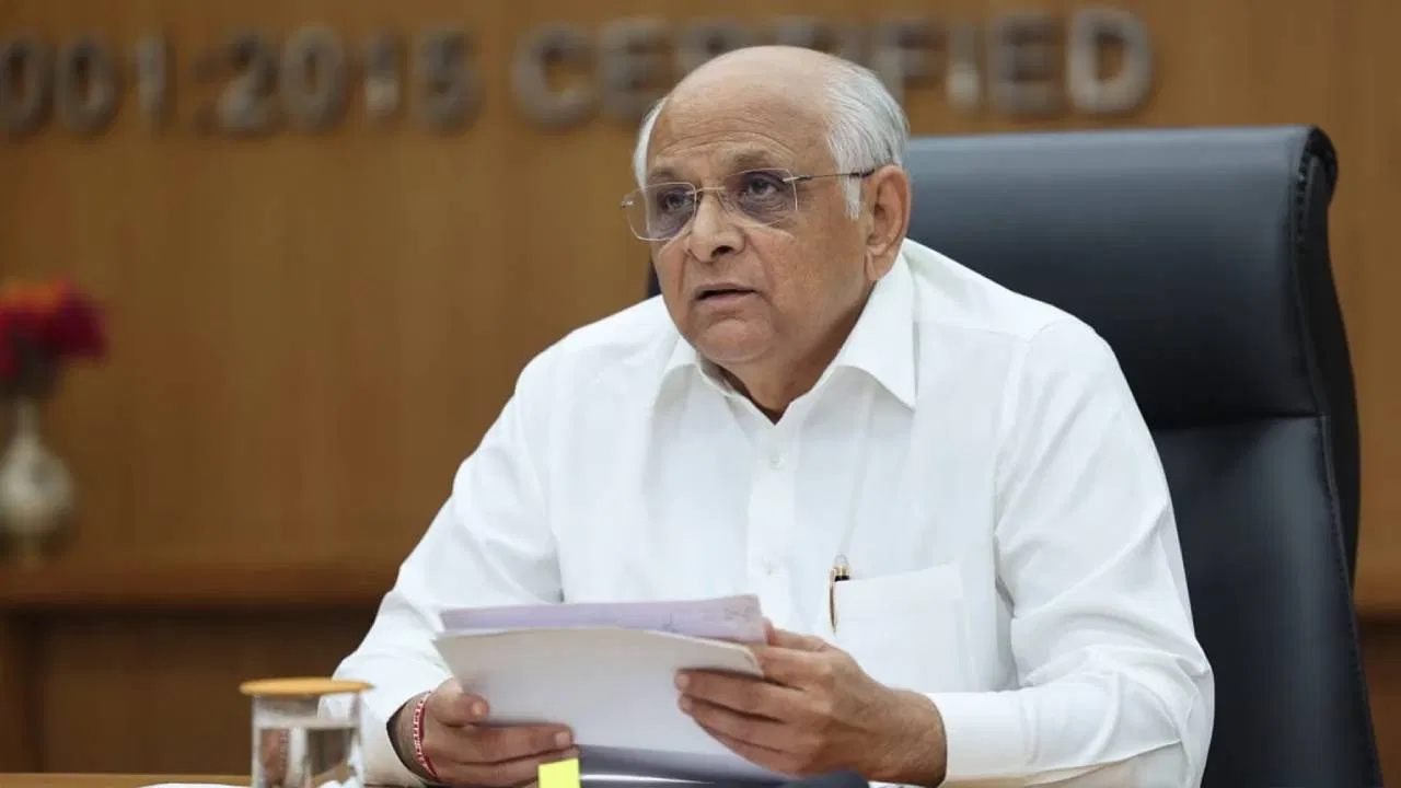 ಗುಜರಾತ್ ನೂತನ ಕ್ಯಾಬಿನೆಟ್ ರಚನೆ: ಹರ್ಷ್ ಸಾಂಘ್ವಿಗೆ DCM ಪಟ್ಟ, ರವೀಂದ್ರ ಜಡೇಜಾ ಪತ್ನಿ ರಿವಾಬಾ ಸಹ ಮಂತ್ರಿ!
