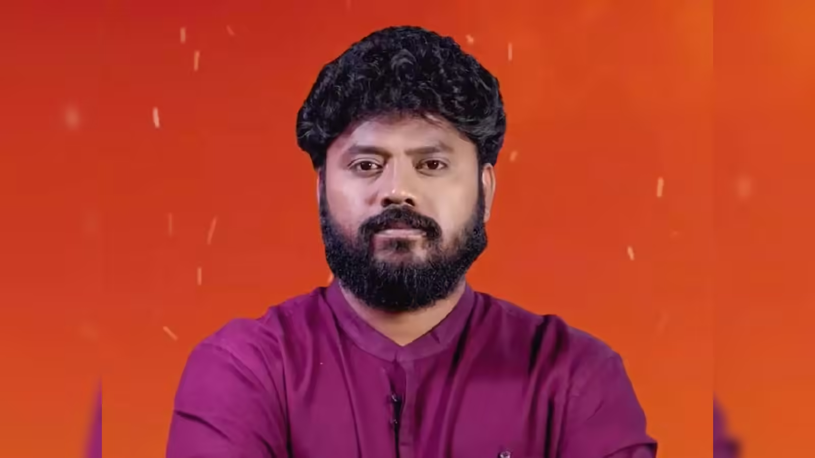 “ಕತ್ತಲಲ್ಲಿ ಹುಡುಕಬೇಡ ಪ್ರತಾಪ, ನಾನು ಹಾಗಲ್ಲ” — ಪ್ರದೀಪ್ ಈಶ್ವರ್ ಪ್ರತಿಕ್ರಿಯೆ.