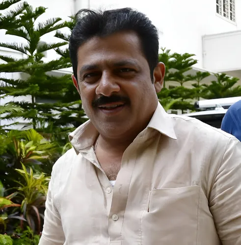 “ಜಮೀರ್ ಅಹ್ಮದ್ ಖಾನ್ ಮುಂದಿನ DCM!”ಚಿತ್ರದುರ್ಗದಲ್ಲಿ ರಾಜಕೀಯ ರಂಗು.