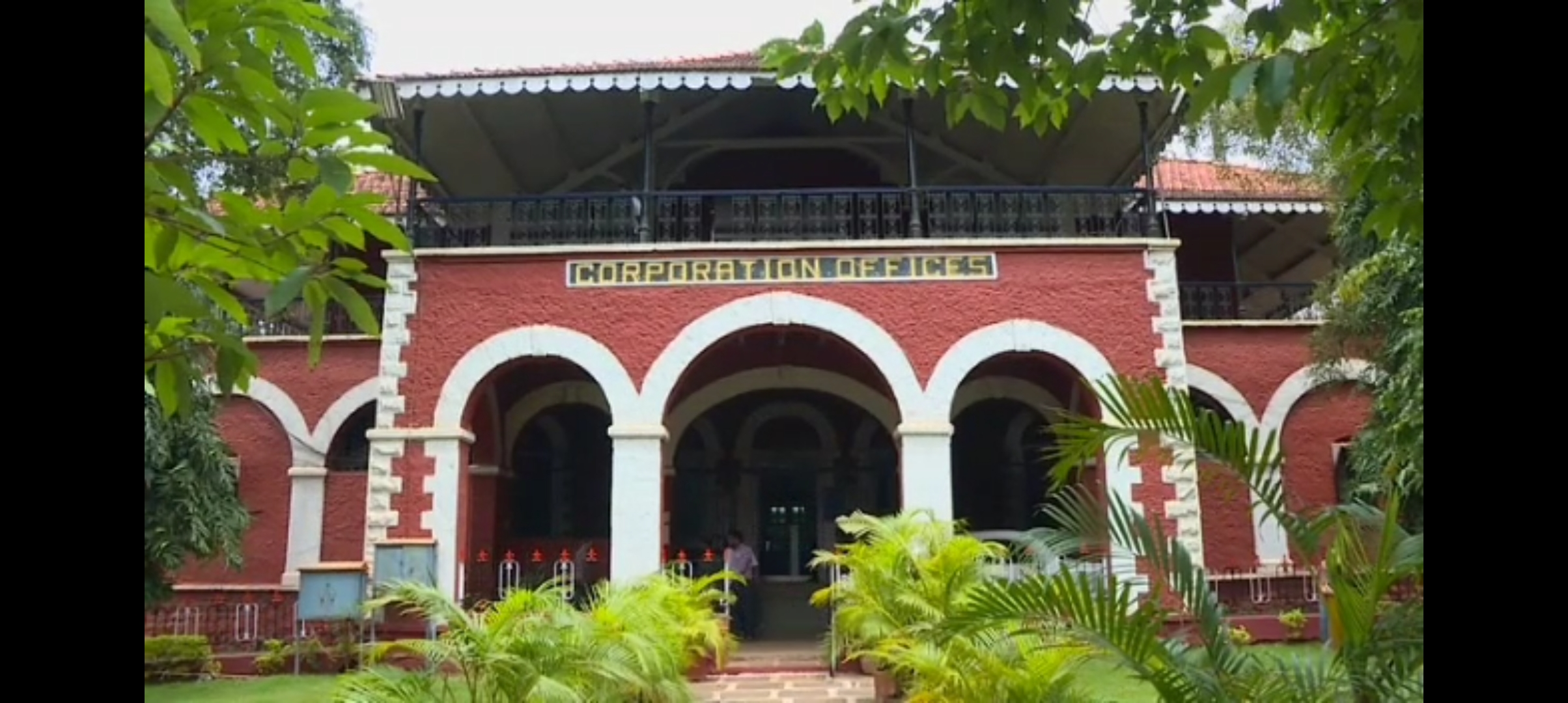 ಹುಬ್ಬಳ್ಳಿ-ಧಾರವಾಡ ಪಾಲಿಕೆ ಆರ್ಥಿಕ ಸಂಕಷ್ಟದಲ್ಲಿ: ಅಭಿವೃದ್ಧಿ ಕೆಲಸ ಸ್ಥಗಿತ.