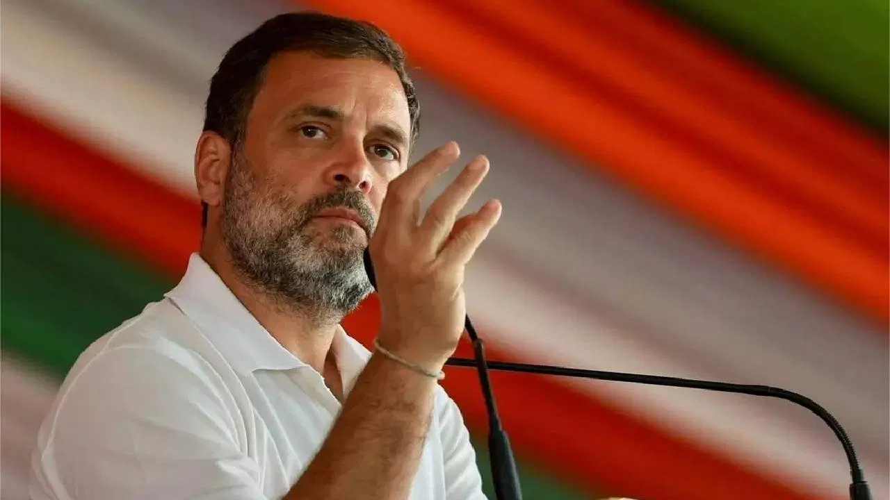 ಚುನಾವಣಾ ಆಯೋಗದಲ್ಲಿ ದೂರು ನೀಡಿ: ಅರ್ಜಿದಾರರಿಗೆ ಸುಪ್ರೀಂ ಕೋರ್ಟ್ ಸೂಚನೆ.