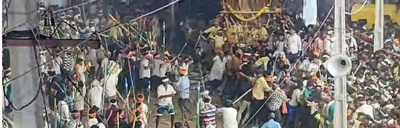 ಬಳ್ಳಾರಿ ಗಡಿ ದೇವರಗುಡ್ಡ ಜಾತ್ರೆಯ ರಕ್ತಸಿಕ್ತ ಸಂಪ್ರದಾಯ: ಹಲವರಿಗೆ ಗಂಭೀರ ಗಾಯ.