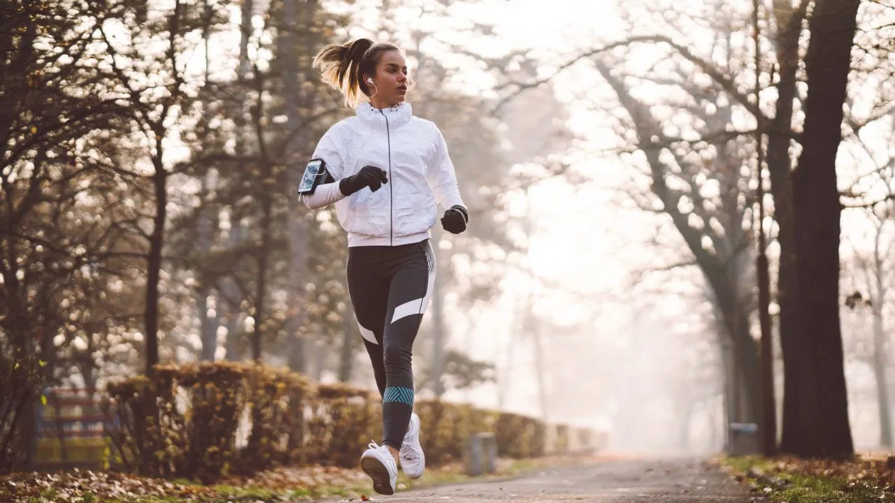 ಚಳಿಗಾಲದಲ್ಲಿ ವಾಕಿಂಗ್ ಅಥವಾ ರನ್ನಿಂಗ್ ಮಾಡುವ ಮೊದಲು ಗಮನಿಸಬೇಕಾದ ಪ್ರಮುಖ ವಿಚಾರಗಳು!