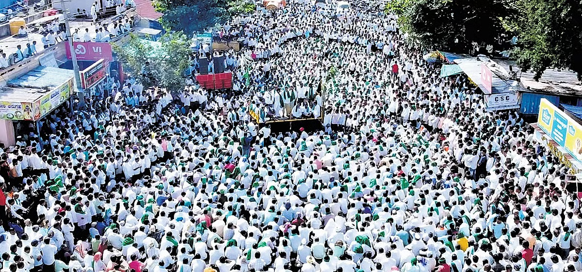 ಅಂಕಲಗಿ ಪಟ್ಟಣ ಸಂಪೂರ್ಣ ಬಂದ್, ಶಾಲೆ-ಕಾಲೇಜುಗಳಿಗೆ ರಜೆ ಘೋಷಣೆ.