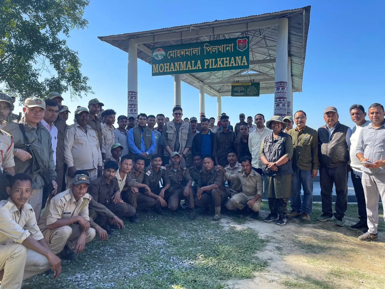  ಅನಿಲ್ ಕುಂಬ್ಳೆ ಪತ್ನಿಯೊಂದಿಗೆ ಕಾಜಿರಂಗ್ ರಾಷ್ಟ್ರೀಯ ಉದ್ಯಾನಕ್ಕೆ ಭೇಟಿ.