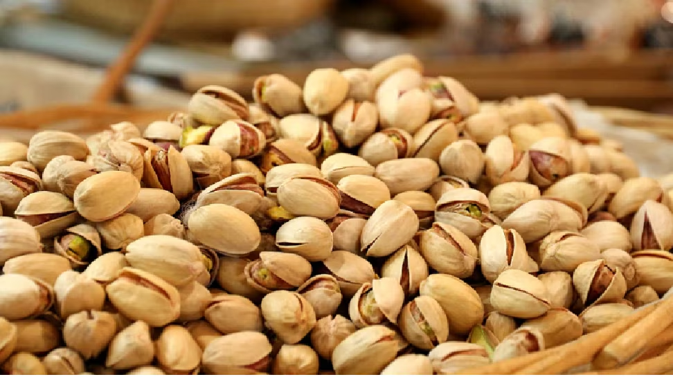 ಚಳಿಗಾಲದಲ್ಲಿ ಪಿಸ್ತಾ ತಿನ್ನುವವರು ಗಮನಿಸಿ! ಪ್ರತಿದಿನ ಎಷ್ಟು ತಿನ್ನಬೇಕು? ಯಾವಾಗ ತಿನ್ನಬೇಕು?