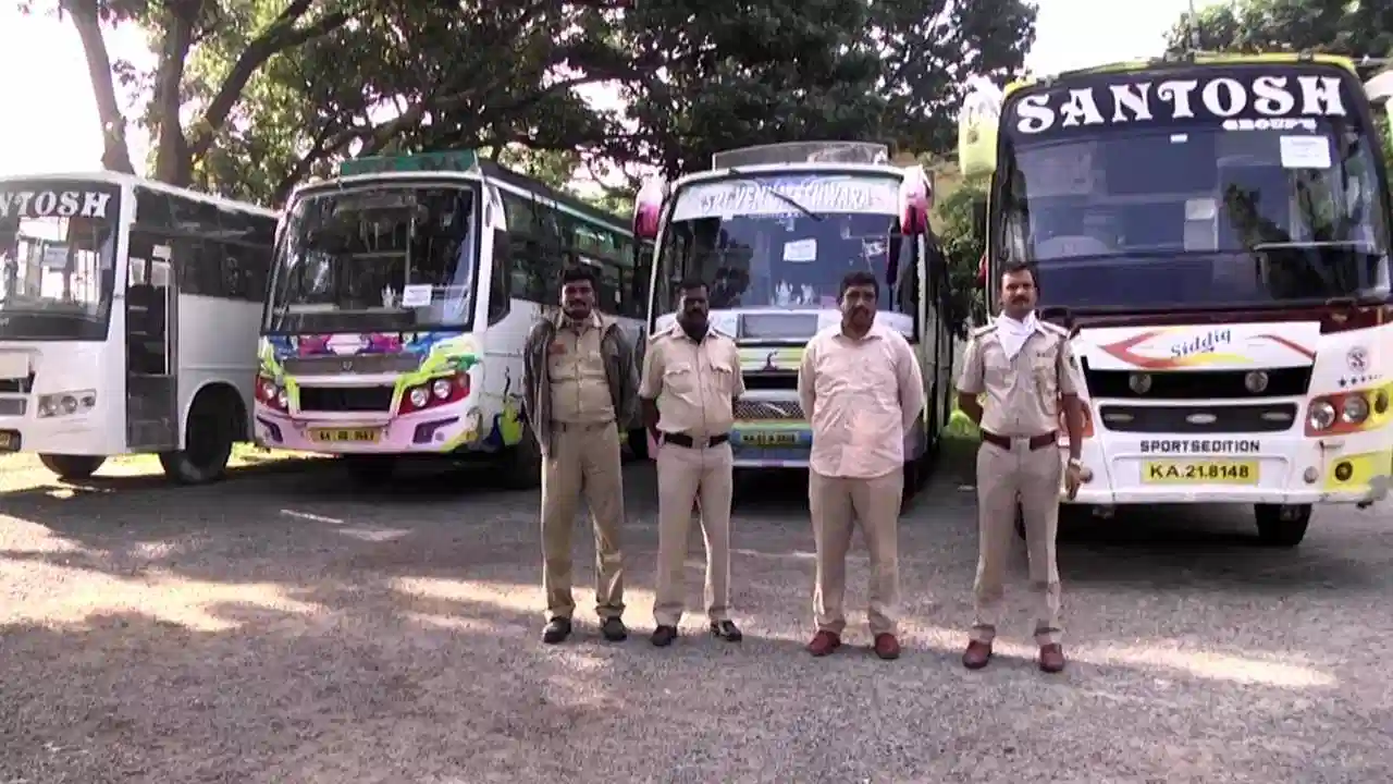 ಕೋಲಾರದಲ್ಲಿ ಖಾಸಗಿ ಬಸ್ ಧಾವಂತ! RTO ದಾಳಿ – 32 ಬಸ್ ಸೀಜ್