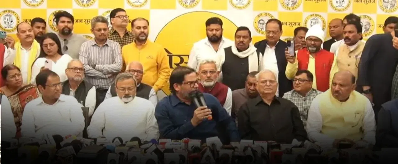 “ಚುನಾವಣೆಯಲ್ಲಿ ಸೋಲಾದರೂ  ದಿಗಿಲಿಲ್ಲ: ಆತ್ಮಾವಲೋಕನಕ್ಕೆ ಸಜ್ಜಾದ ಪ್ರಶಾಂತ್ ಕಿಶೋರ್”.