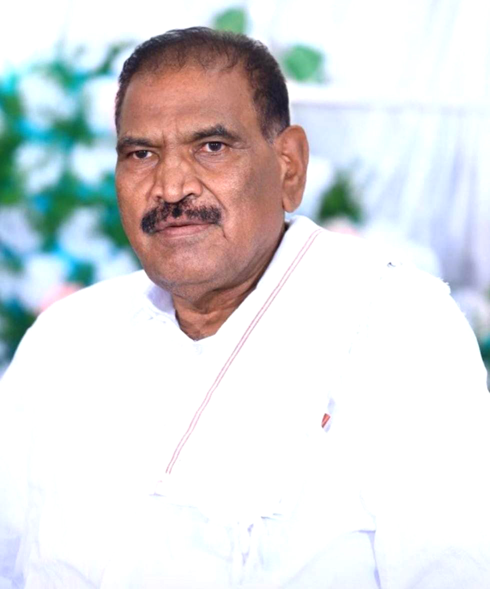 PMAY ಯೋಜನೆ ವಿಚಾರದಲ್ಲಿ ತಪ್ಪು ಮಾಹಿತಿ ನೀಡಿದ PDOಗೆ ಅರಸೀಕೆರೆ ಶಾಸಕ ಶಿವಲಿಂಗೇಗೌಡ ಖಂಡನೆ.