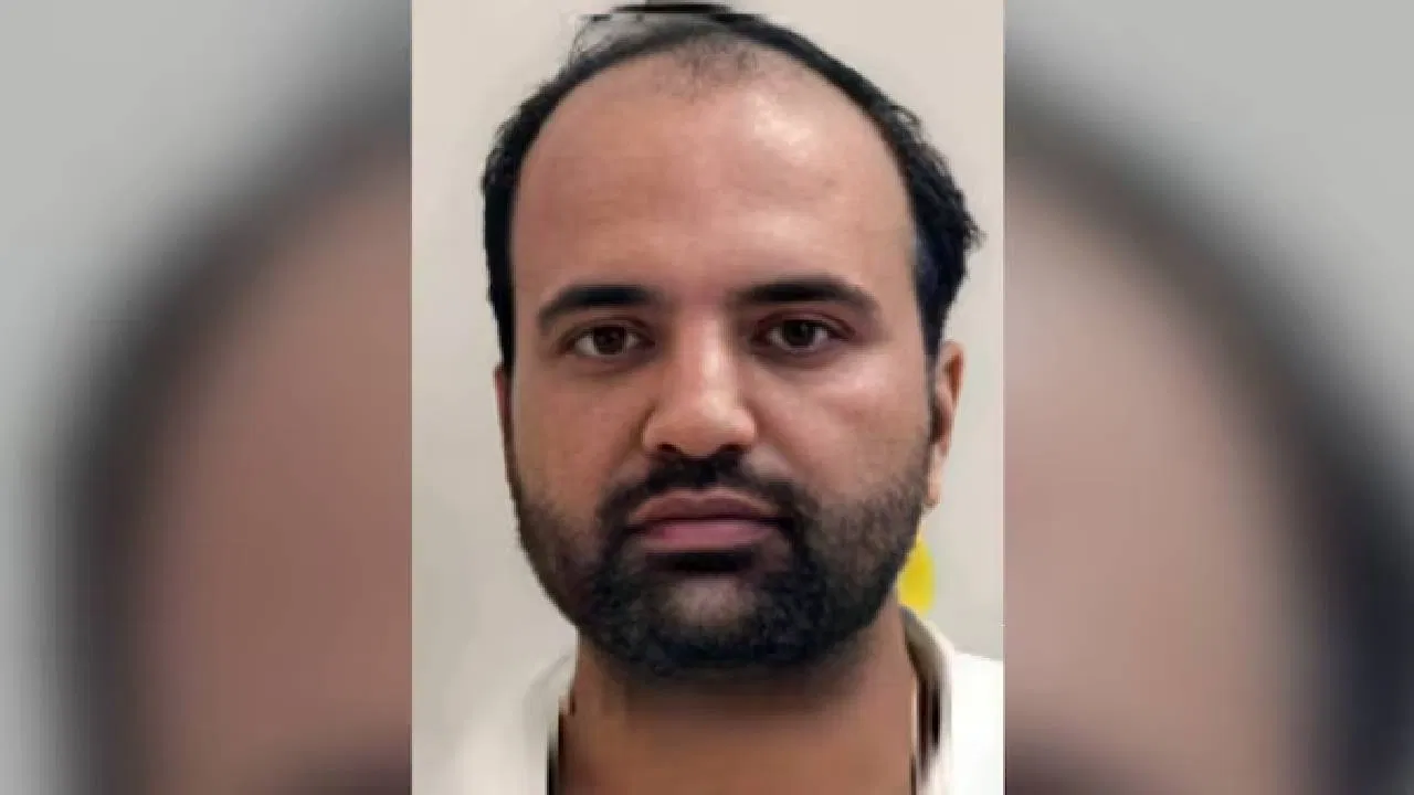 IRS ಅಧಿಕಾರಿ ಹುದ್ದೆ ಎಂದು ಮರುಳುಮಾಡಿ CM ಕೋಣೆಗೆ ನುಗ್ಗಲು ಯತ್ನ.