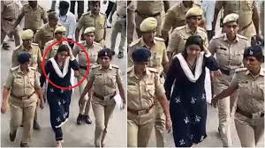 ದರ್ಶನ್ ಕೇಸ್ ವಿಚಾರಣೆ ವೇಳೆ ಪವಿತ್ರಾ ಗೌಡ ಮುಖದಲ್ಲಿ ಸಿಕ್ಕಾಪಟ್ಟೆ ಟೆನ್ಷನ್!