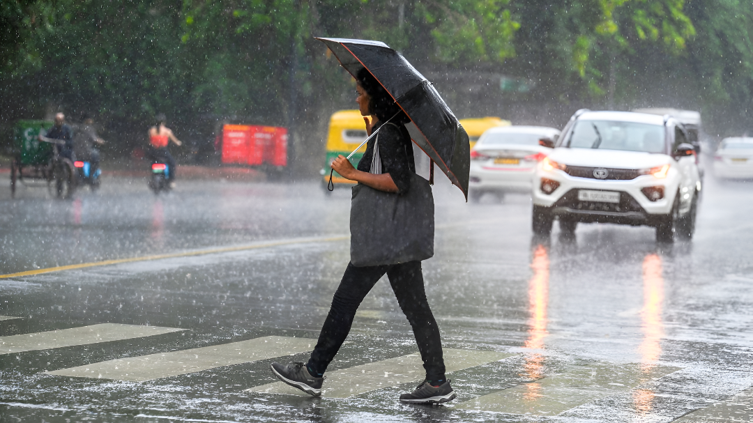 ನಾಳೆ ಕರ್ನಾಟಕದಲ್ಲಿ ಮಳೆ–ಬೆಂಗಳೂರಲ್ಲಿ ಮೋಡ/ಒಣ ಹವೆ