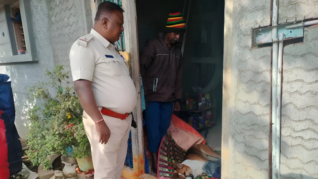 ಚಾಮರಾಜನಗರದಲ್ಲಿ ಅಮಾನವೀಯ ಕೃತ್ಯಕ್ಕೆ ಆಕ್ರೋಶ.