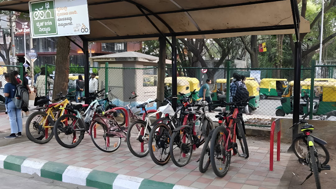 9 ಮೆಟ್ರೋ ನಿಲ್ದಾಣಗಳಲ್ಲಿ ಉಚಿತ ಸೈಕಲ್ ಪಾರ್ಕಿಂಗ್.
