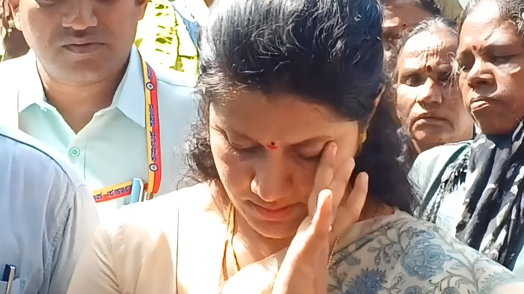 ಶಿಡ್ಲಘಟ್ಟ ಪೌರಾಯುಕ್ತೆಗೆ ರಾಜೀವ್ ಗೌಡ ಪರ ಆ್ಯಸಿಡ್​​  ಬೆದರಿಕೆ ಪತ್ರ.