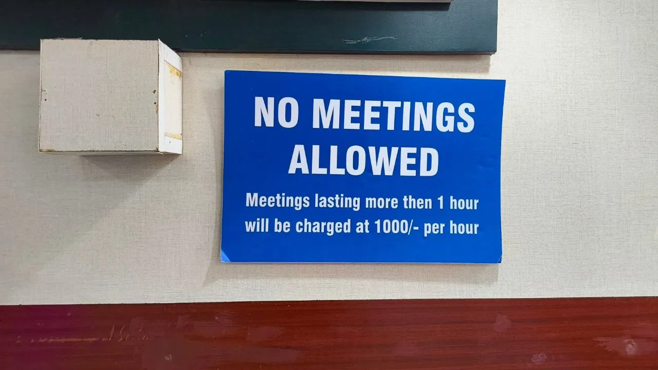 Bengaluru ಕೆಫೆ ಶಾಕ್: ಹೆಚ್ಚು ಹೊತ್ತು ಕುಳಿತುಕೊಂಡರೆ ₹1,000 ದಂಡ.