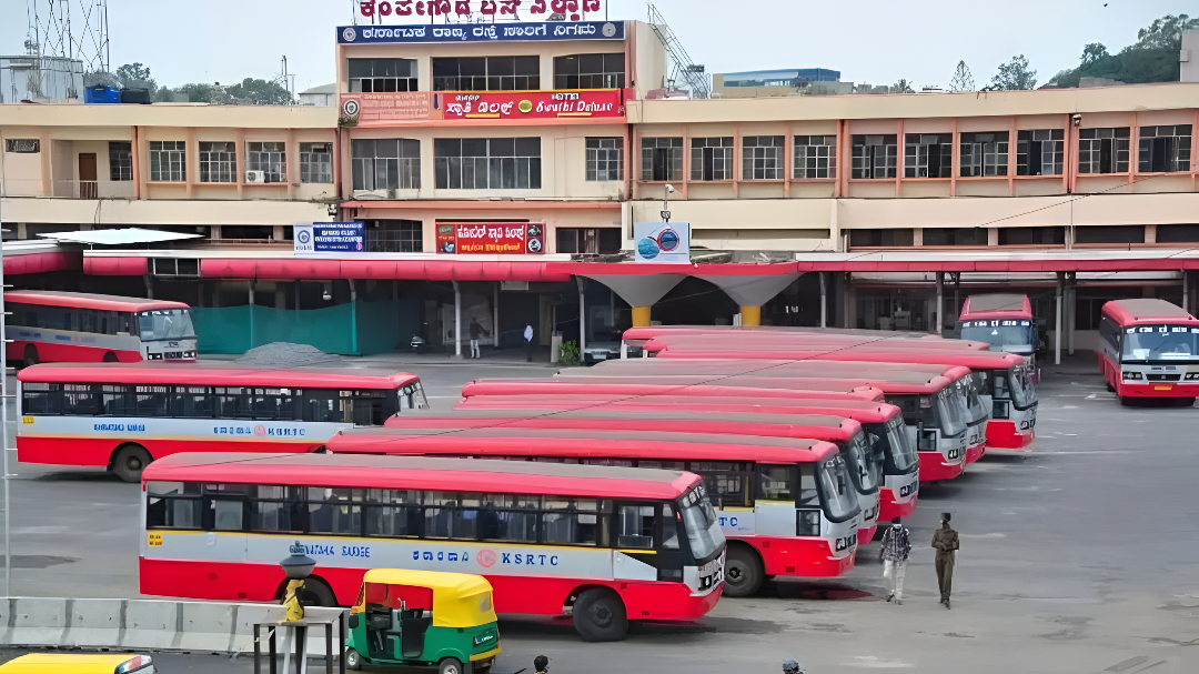 ಬೆಂಗಳೂರುನಲ್ಲಿ ಸಾರಿಗೆ ನೌಕರರ ‘ಬೆಂಗಳೂರು ಚಲೋ’.