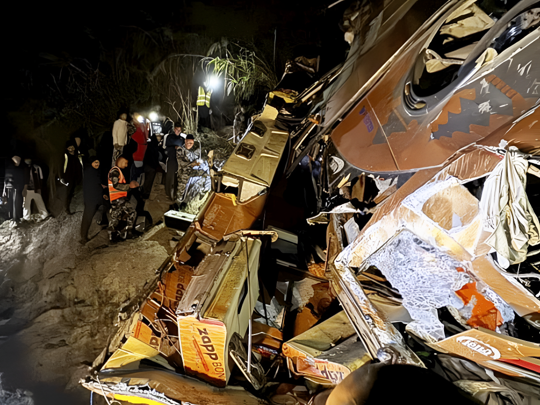 ನೇಪಾಳದಲ್ಲಿ ಬಸ್ ಅಪಘಾತ: 18 ಮಂದಿ ಸಾ*.