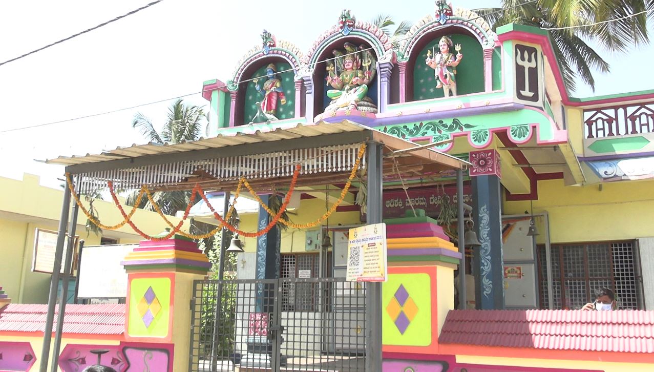ಹೆತ್ತೇನಹಳ್ಳಿ ಶ್ರೀ ಆದಶಕ್ತಿ ದೇವಿ ದೇವಾಲಯದಲ್ಲಿ ಕಳ್ಳತನ.