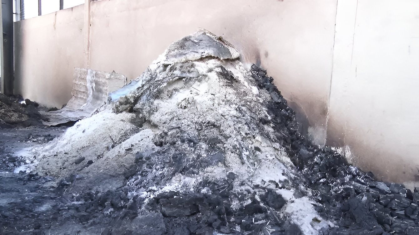 ರಾಯಚೂರಿನಲ್ಲಿ ಅಗ್ನಿ ಅವಘಡ: 300ಕ್ಕೂ ಹೆಚ್ಚು ಚೀಲ ಭತ್ತ ಭಸ್ಮ.