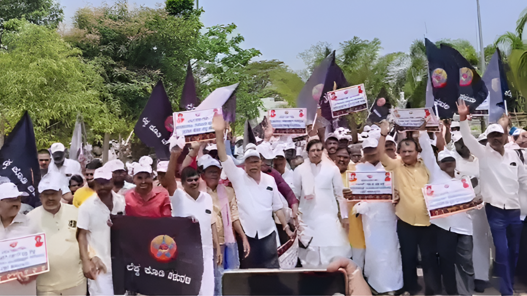 ಪಂಚಮಸಾಲಿ ಮಠದಲ್ಲಿ ಗದ್ದಲ: ‘ಲೆಕ್ಕ ಕೊಡಿ’ ಅಭಿಯಾನ ತೀವ್ರ.