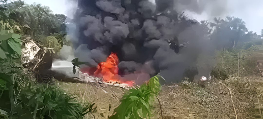 ಕೊಲಂಬಿಯಾದಲ್ಲಿ ಮಿಲಿಟರಿ ವಿಮಾನ ಪತನ: ಭಾರೀ ದುರಂತ