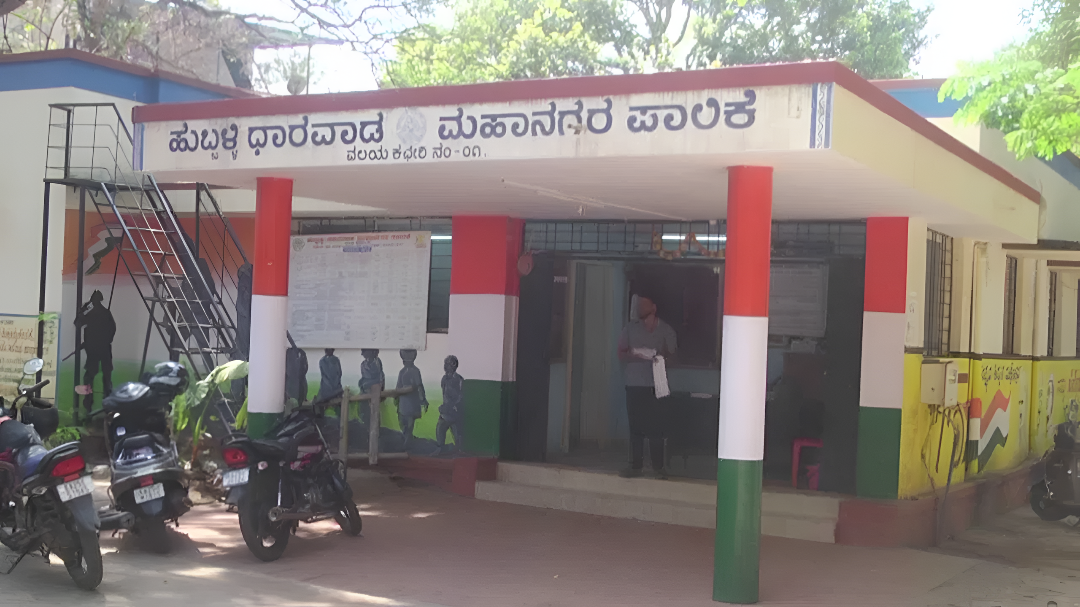 ರೊಟ್ಟಿ ಲೈಸೆನ್ಸ್ ಲಂಚ: ಹುಬ್ಬಳ್ಳಿ-ಧಾರವಾಡ ಪಾಲಿಕೆ ಅಧಿಕಾರಿ ಲೋಕಾಯುಕ್ತ ಬಲೆಗೆ