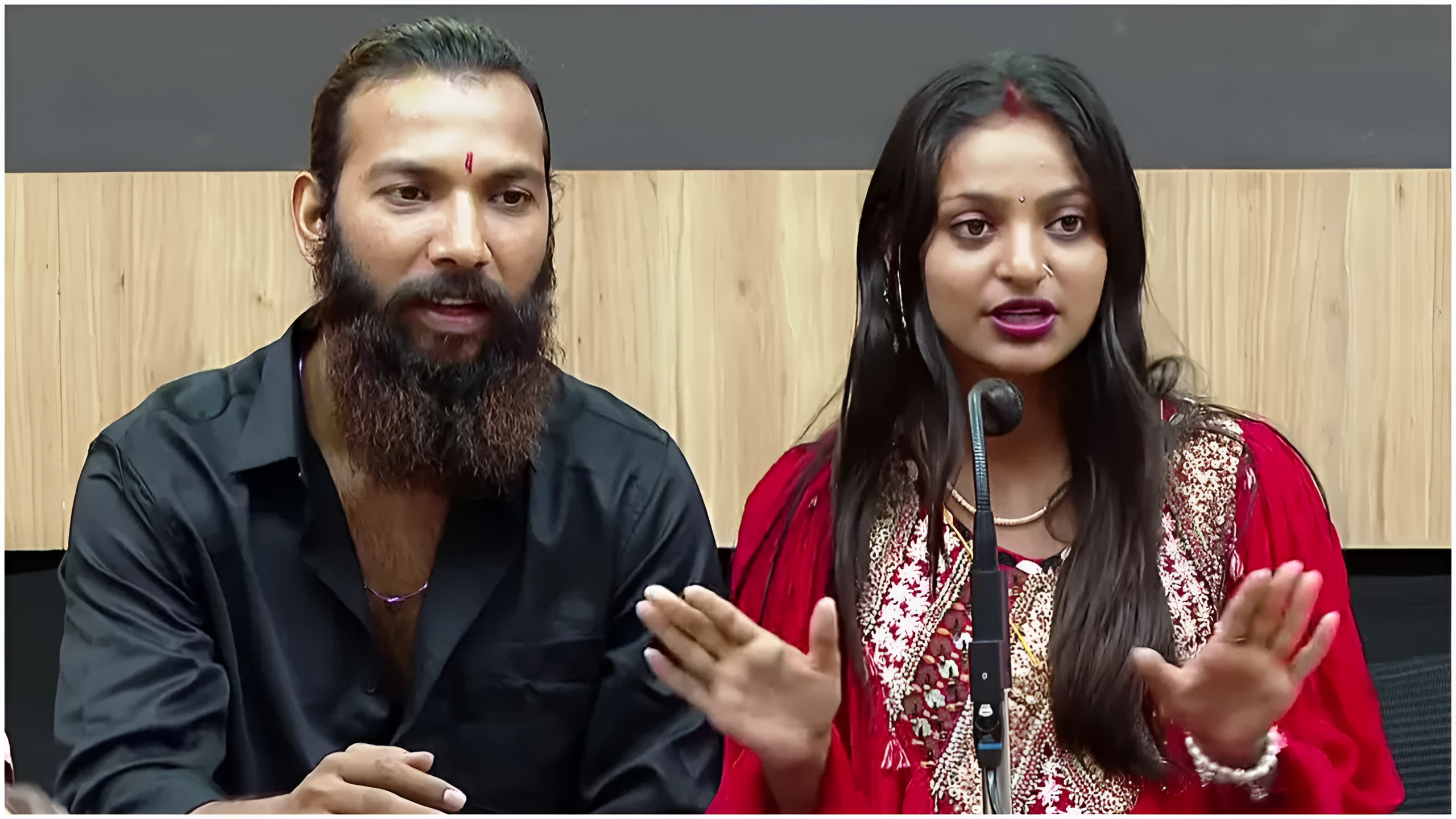 ವಿವಾದದ ಮಧ್ಯೆ ಮೊನಾಲಿಸಾ ವಿವಾಹ..