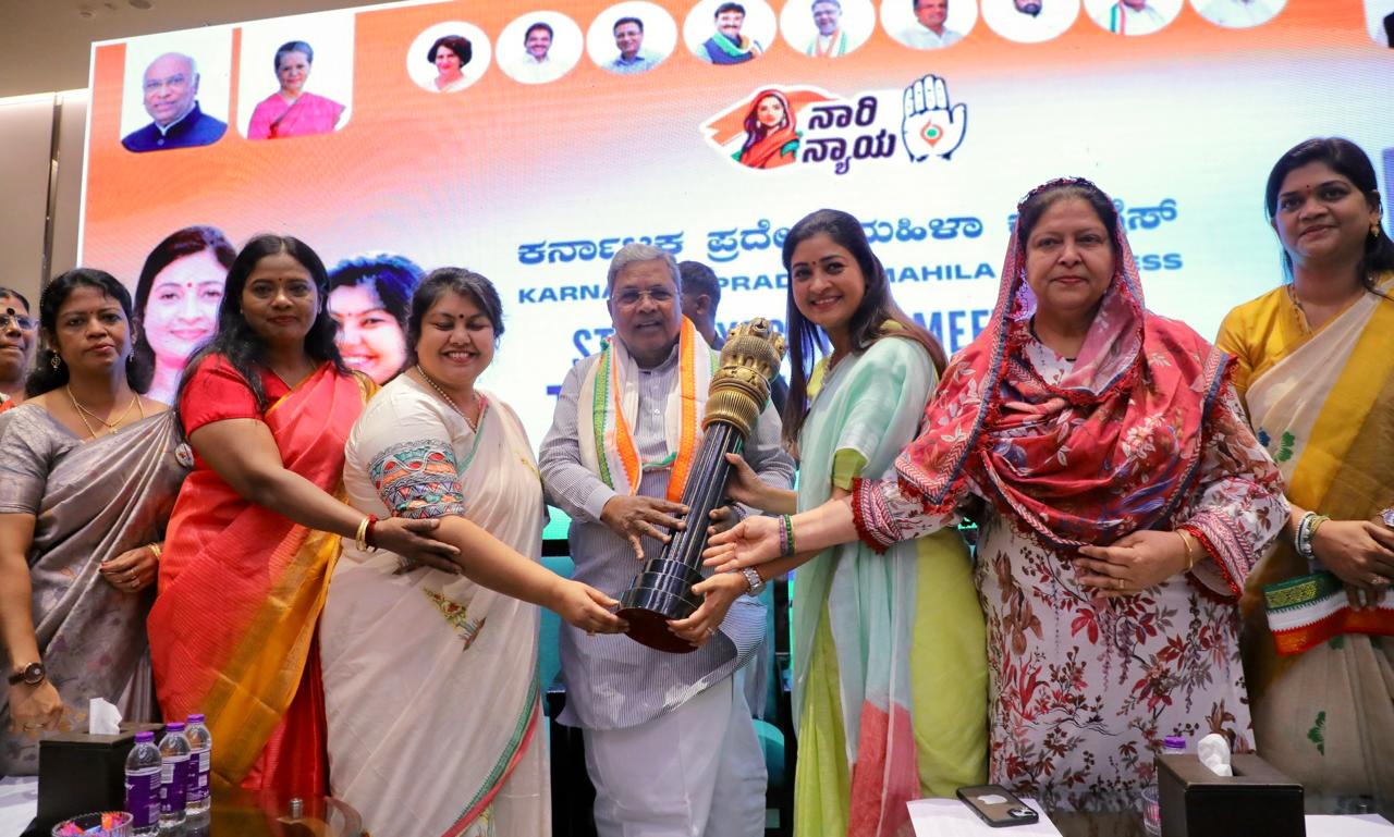 ಕಾಂಗ್ರೆಸ್ ಸರ್ಕಾರ ಮಹಿಳಾ ಸಬಲೀಕರಣಕ್ಕೆ ಒತ್ತು ನೀಡಿದೆ.