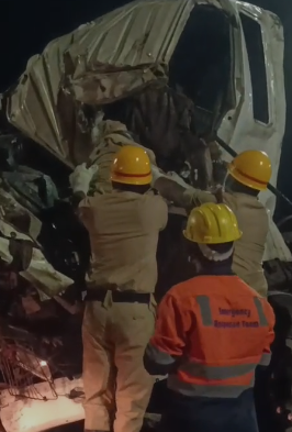 ಲಾರಿಗಳ ನಡುವೆ ಅಪಘಾತ ಮೂವರು ಸ್ಥಳದಲ್ಲಿ ಸಾ*.!