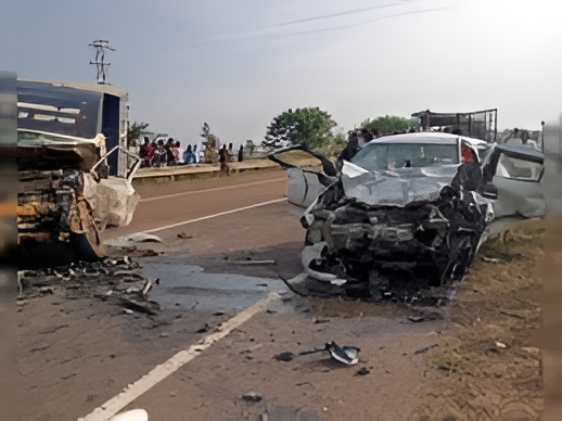 ಭಾಲ್ಕಿಯಲ್ಲಿ ಭೀಕರ ರಸ್ತೆ ಅಪ*ತ.!